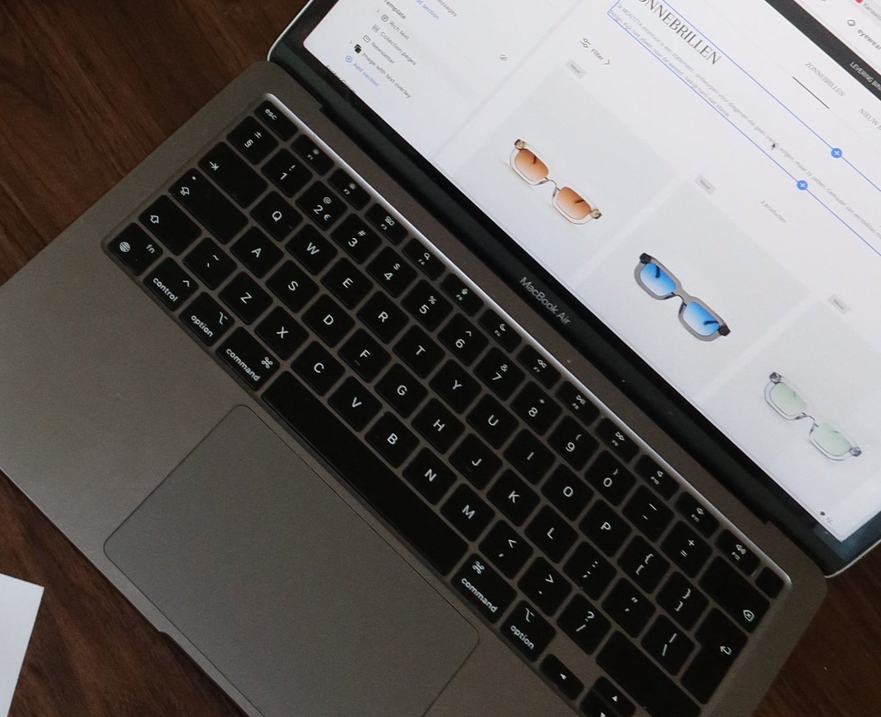 De bouw van een shopify webshop voor zonnebrillen in de fashion niche door IkMaakWebbys